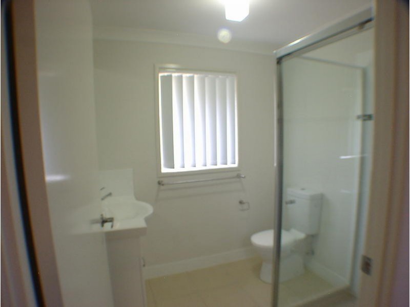 10 Bowen Place, Blackstone QLD 4304